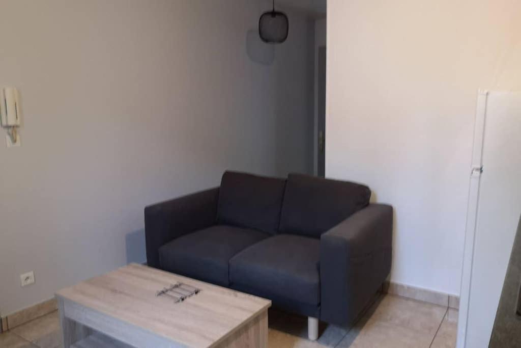 Ferienwohnung Ravissant T2 Entierement Renove A 300 M De La Gare Périgueux Exterior foto